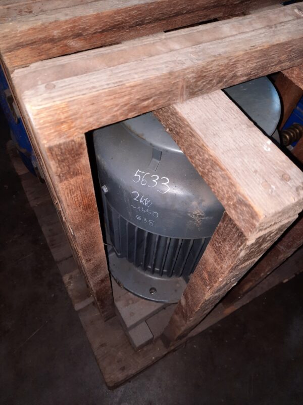 Loher villanymotor (azonosító:5633) teljesítmény: 2kW, ford.:1450/p