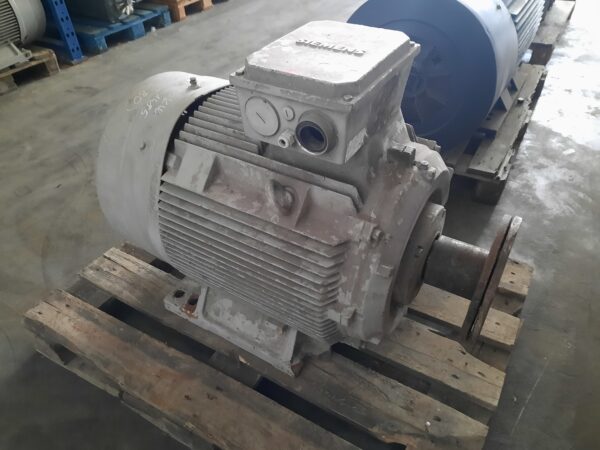 Siemens villanymotor (azonosító: 6890) teljesítmény: 75kW, fordulat: 1480 - Image 3