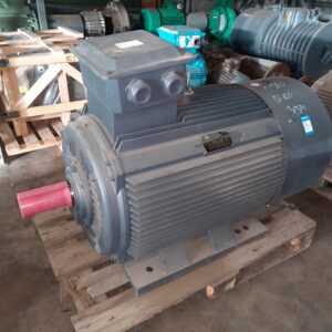 Új villanymotor (azonosító: 6889) teljesítmény: 90kW, fordulat: 980
