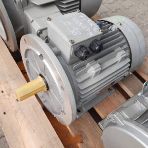 Lammers villanymotor (azonosító: 7327) teljesítmény: 7,5kW, 1455 ford.